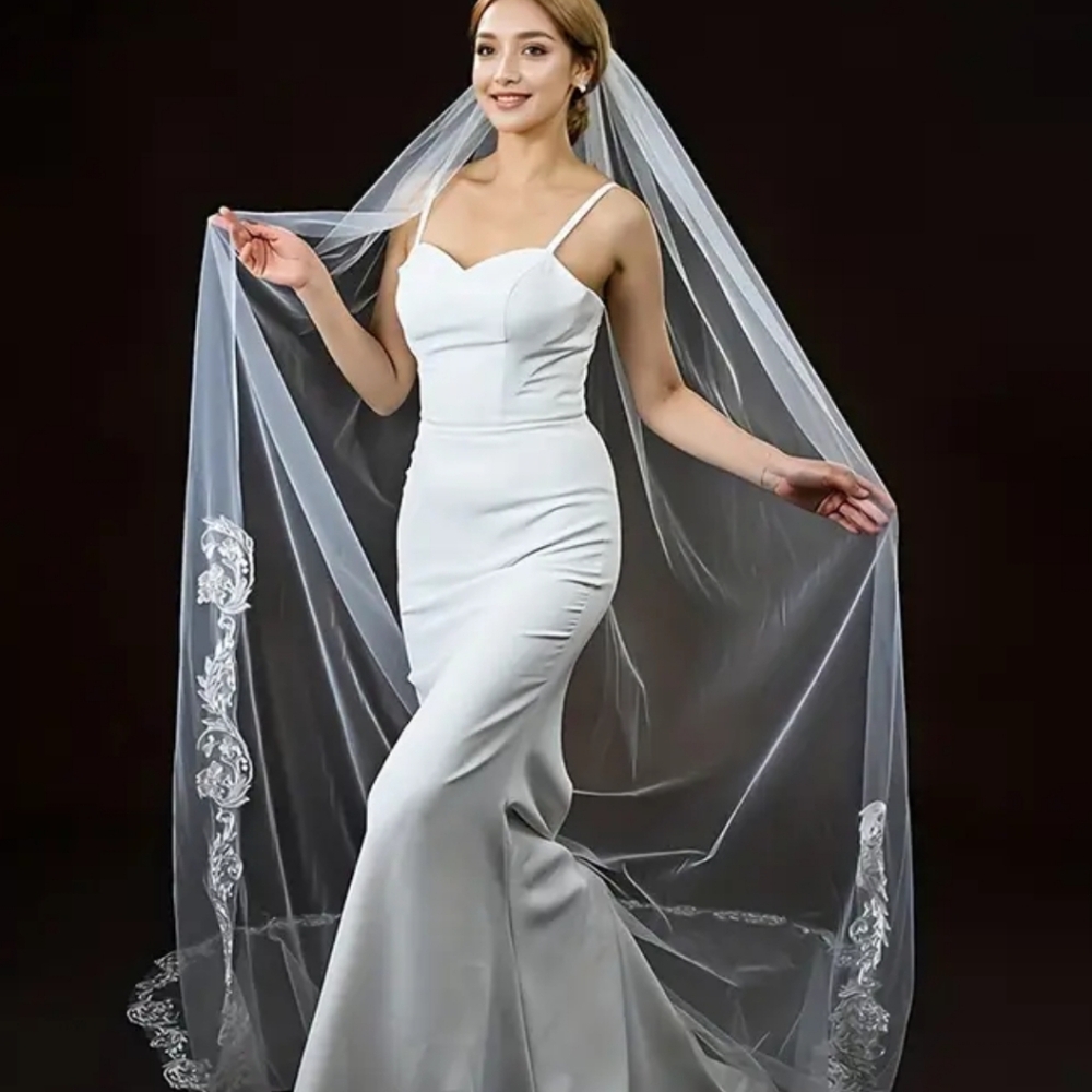 Elegant White Bridal Veil With Lace And Subtle Sequins
